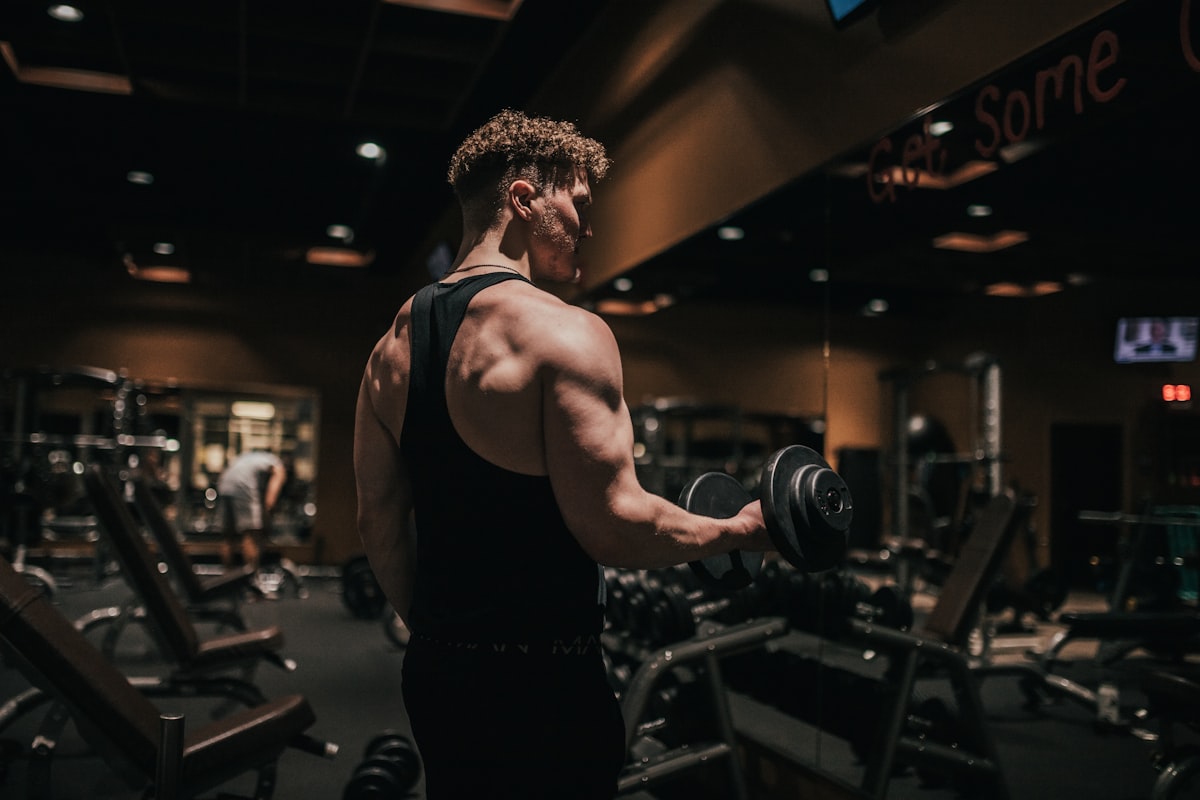 Protein nutrition for male athletes